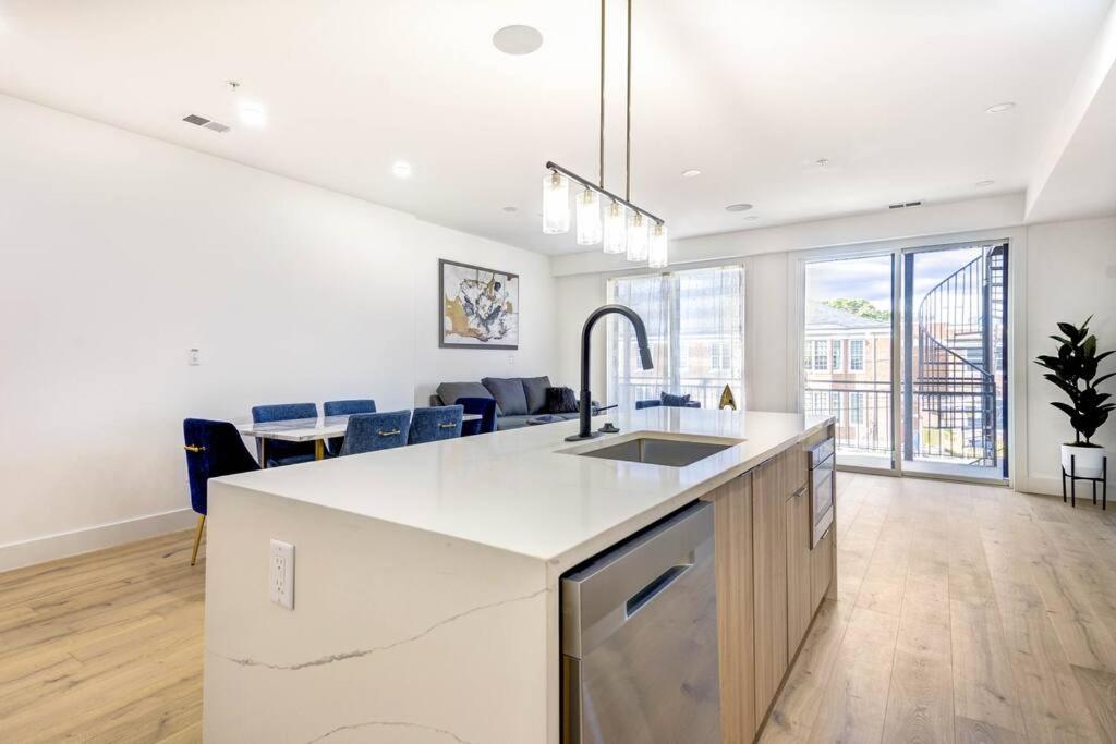 Capitol View 3 Penthouse With Rooftop Washington Exteriör bild